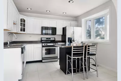 9858 Montrose Avenue, Schiller Park, IL 60176 - Photo 5