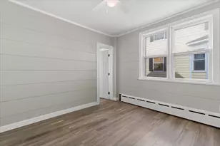 2409 Gilboa Ave, Zion, IL 60099 - Photo 13