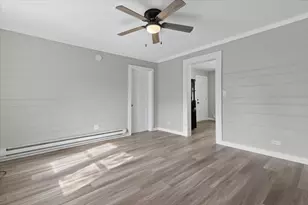 2409 Gilboa Ave, Zion, IL 60099 - Photo 31