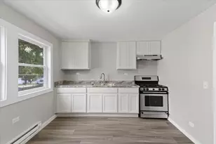 2409 Gilboa Ave, Zion, IL 60099 - Photo 25