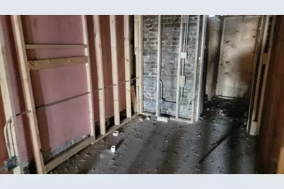 10710 S Langley Avenue, Chicago, IL 60628 - Photo 11