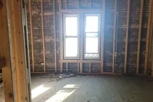 10710 S Langley Ave, Chicago, IL 60628 - Photo 9