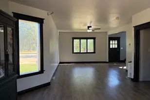 1024 Peoria St, Peru, IL 61354 - Photo 7