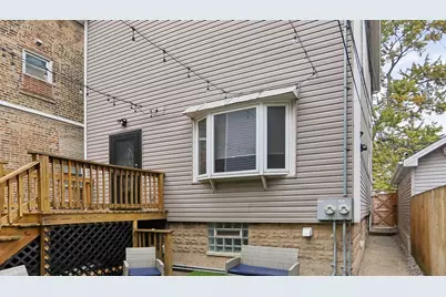 3227 S Wells Street #Coachhouse, Chicago, IL 60616 - Photo 1