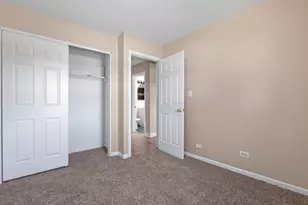 2101 S 4th Ave, Maywood, IL 60153 - Photo 9