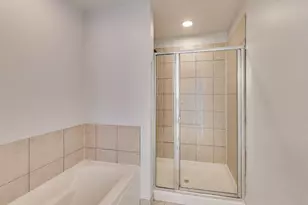 1717 S Prairie Ave, Chicago, IL 60616 - Photo 17