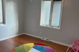 519 E 161st St, South Holland, IL 60473 - Photo 7