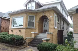 5254 N Mason Ave, Chicago, IL 60630 - Photo 3