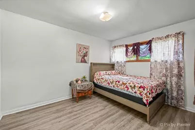 1103 Lawrence Avenue, Elgin, IL 60123 - Photo 17