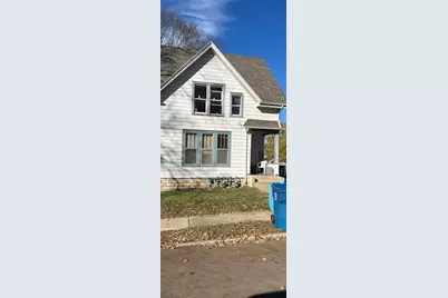 913 W 4th Street, Dixon, IL 61021 - Photo 3