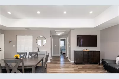 348 Frederick Avenue, Bellwood, IL 60104 - Photo 7