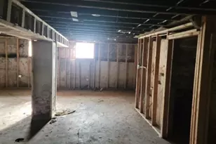 10734 S Langley Ave, Chicago, IL 60628 - Photo 9