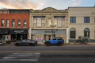 522 S State St, Belvidere, IL 61008 - Photo 1