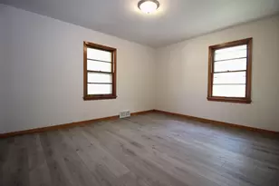 108 E Gridley Rd, Gridley, IL 61744 - Photo 9