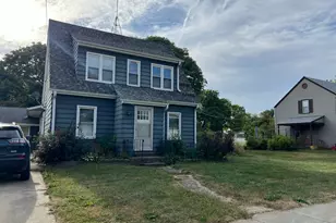 304 Maple Ave, Forreston, IL 61030 - Photo 3