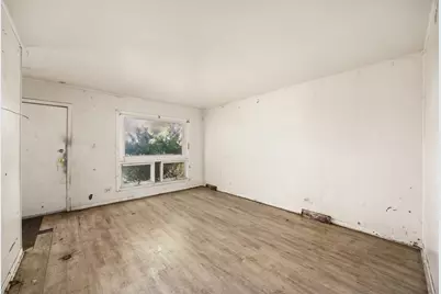 13144 S Vernon Avenue, Chicago, IL 60827 - Photo 3