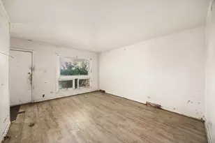 13144 S Vernon Ave, Chicago, IL 60827 - Photo 3