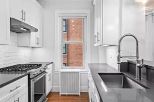 3240 N Lake Shore Dr, Chicago, IL 60657 - Photo 11