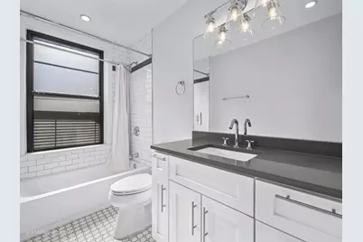 3240 N Lake Shore Drive #11B, Chicago, IL 60657 - Photo 23