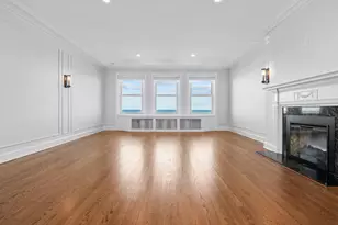 3240 N Lake Shore Dr, Chicago, IL 60657 - Photo 3