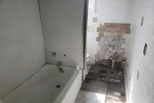 6832 S Sangamon Ave, Chicago, IL 60621 - Photo 11