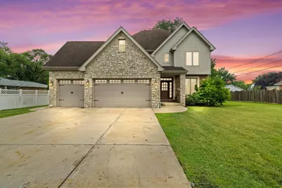 6241 W 80th Street, Burbank, IL 60459 - Photo 1