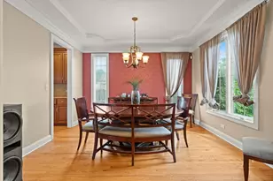 6241 W 80th St, Burbank, IL 60459 - Photo 3