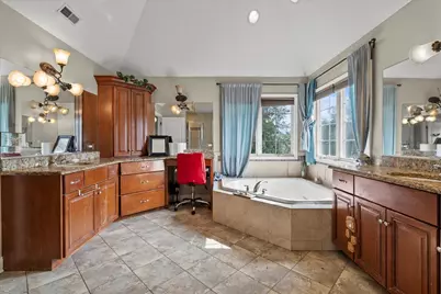 6241 W 80th Street, Burbank, IL 60459 - Photo 17