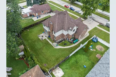 6241 W 80th Street, Burbank, IL 60459 - Photo 31