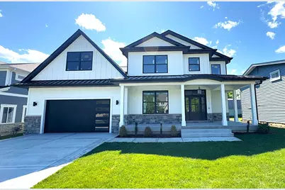 1326 N Race Avenue, Arlington Heights, IL 60004 - Photo 1