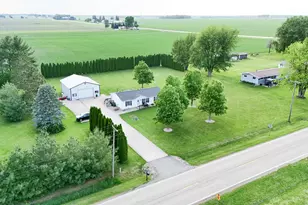 1735 Nachusa Rd, Dixon, IL 61021 - Photo 3