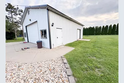 1735 Nachusa Road, Dixon, IL 61021 - Photo 23