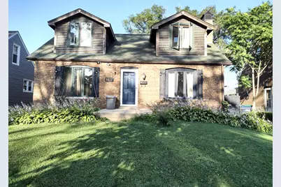 9427 S Saint Louis Avenue, Evergreen Park, IL 60805 - Photo 1