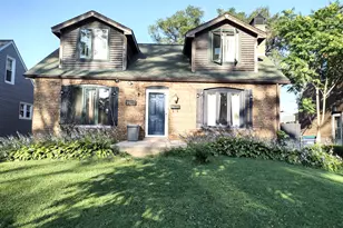 9427 S St Louis Ave, Evergreen Park, IL 60805 - Photo 1