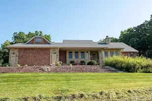 7822 Burr Oak Rd, Roscoe, IL 61073 - Photo 3