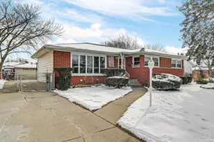 17517 Shirley Dr, Lansing, IL 60438 - Photo 3