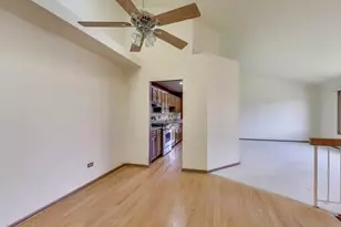 9260 Windsor Pkwy, Tinley Park, IL 60487 - Photo 9