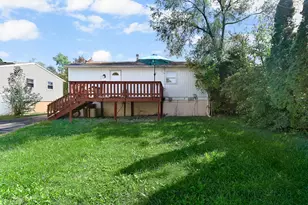 40 N Elm Ln, Glenwood, IL 60425 - Photo 3