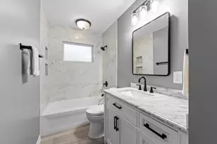 103 S Seebert St, Cary, IL 60013 - Photo 9