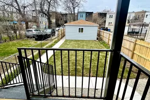 7042 S Eberhart Ave, Chicago, IL 60637 - Photo 31