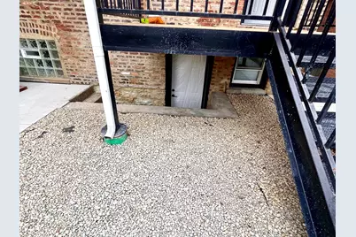 7042 S Eberhart Avenue, Chicago, IL 60637 - Photo 33