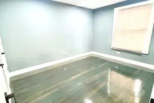 7042 S Eberhart Ave, Chicago, IL 60637 - Photo 25