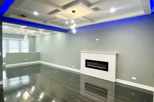 7042 S Eberhart Ave, Chicago, IL 60637 - Photo 5