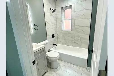 7042 S Eberhart Avenue, Chicago, IL 60637 - Photo 13