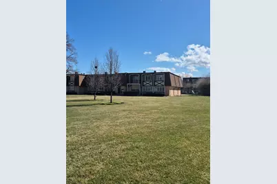 5715 Park Place #J2, Crestwood, IL 60418 - Photo 3