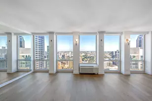 111 E Chestnut St, Chicago, IL 60611 - Photo 3