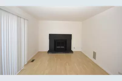 1644 Stockton Lane, Crystal Lake, IL 60014 - Photo 11