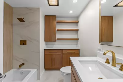 950 N Michigan Avenue #3704, Chicago, IL 60611 - Photo 29