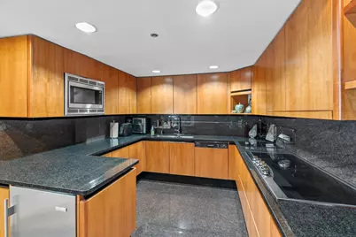 950 N Michigan Avenue #3704, Chicago, IL 60611 - Photo 19