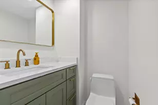 950 N Michigan Ave, Chicago, IL 60611 - Photo 21